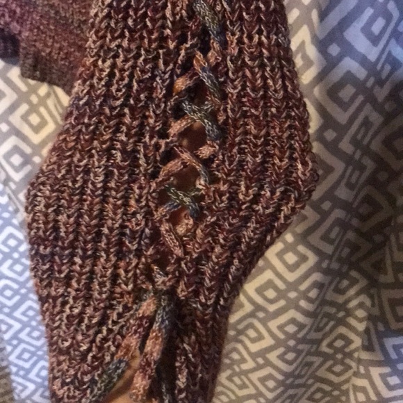 Shirt - Picture 2 of 2